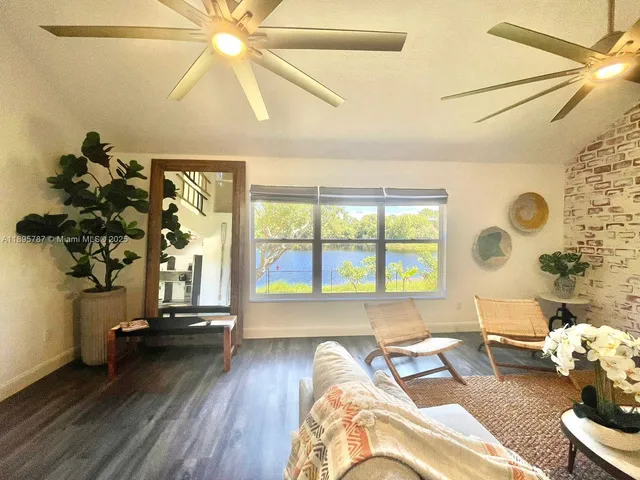 $4,500 | 4700 Regina Drive, Fort Pierce, FL 34982