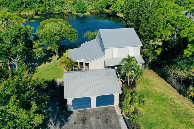 $4,500 | 4700 Regina Drive, Fort Pierce, FL 34982