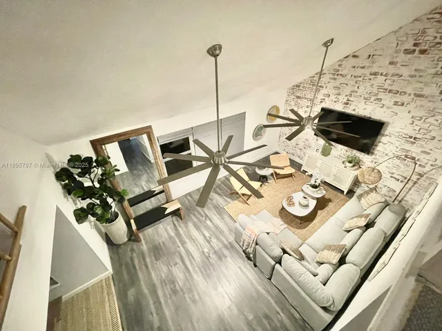 $4,500 | 4700 Regina Drive, Fort Pierce, FL 34982