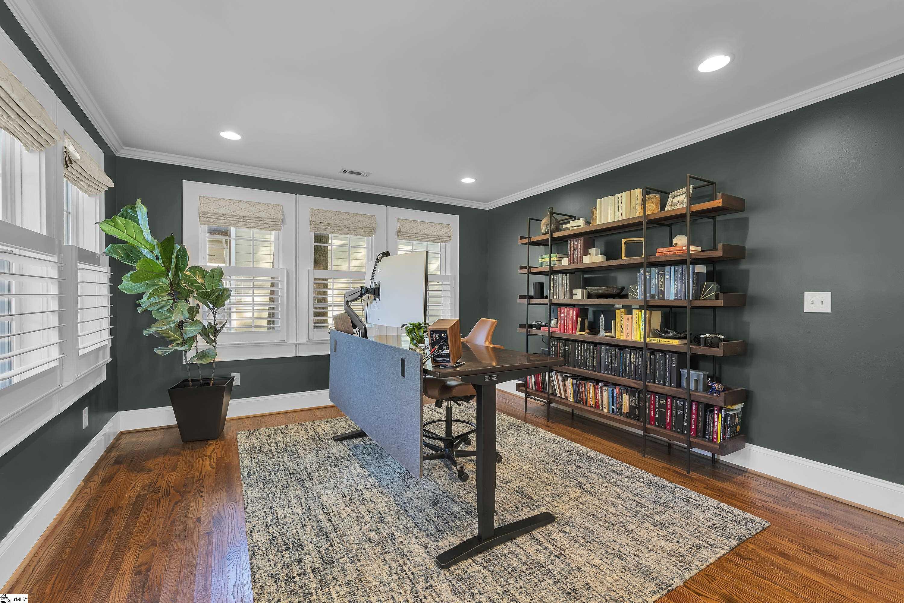 21 Phillips Lane Greenville, SC 29605 - Photo 11 of 33