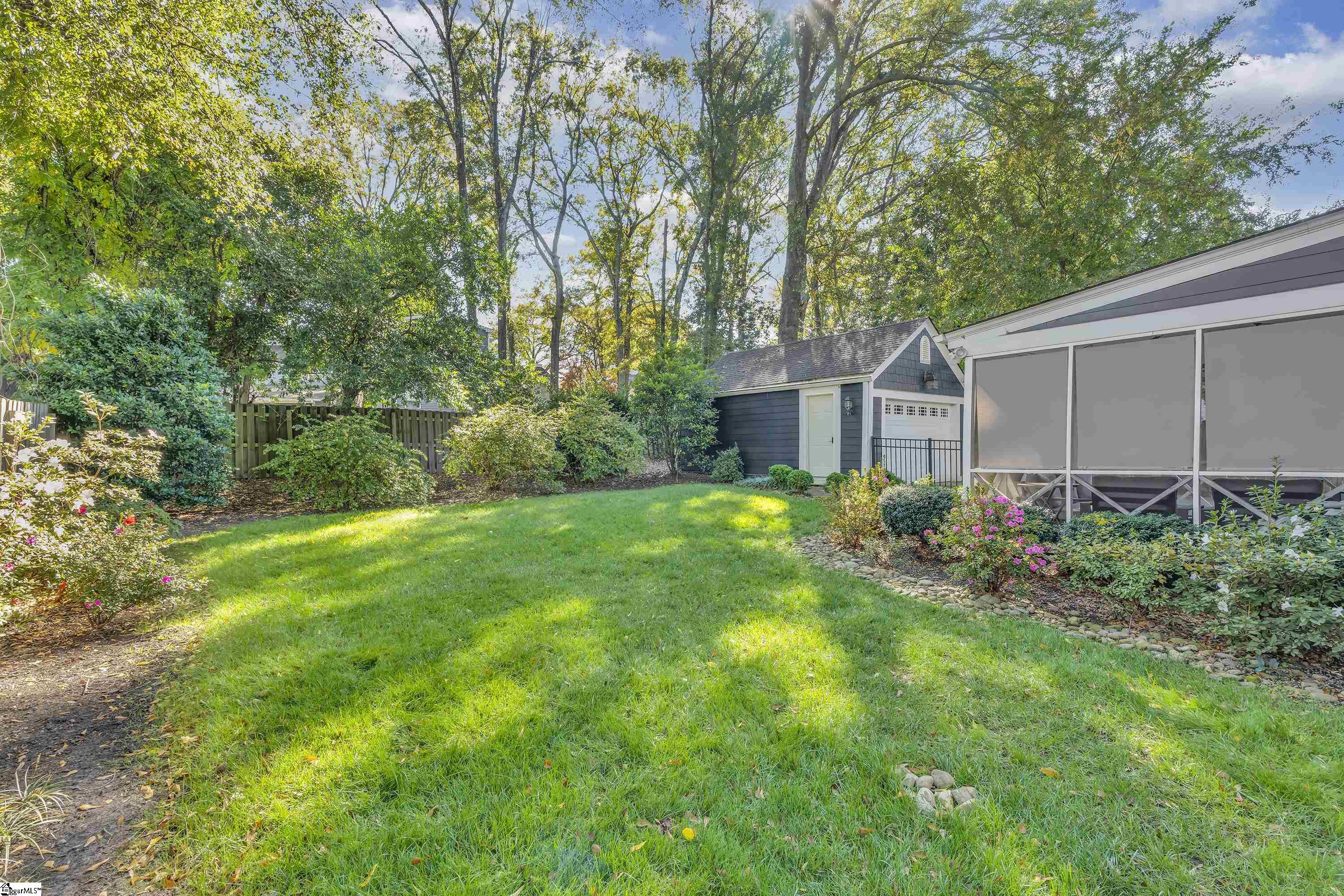 21 Phillips Lane Greenville, SC 29605 - Photo 29 of 33