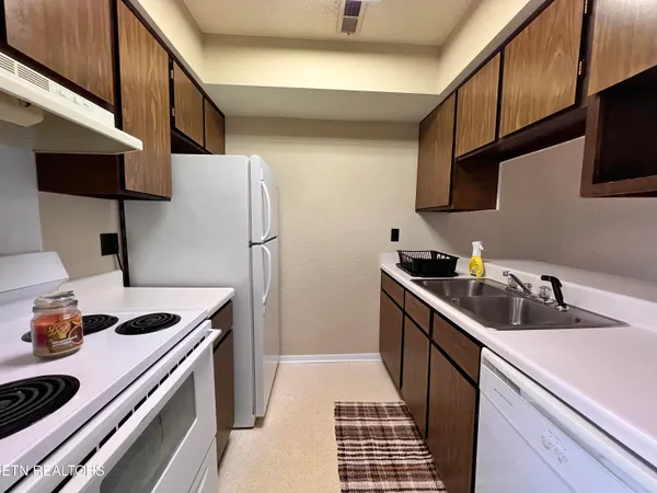$1,200 | 93 Wilshire Heights Drive, Crossville, TN 38558