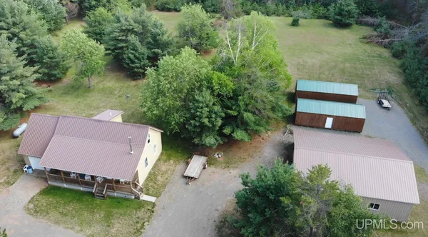 $279,900 | 4691 Peterson Road, Trout Creek, MI 49967