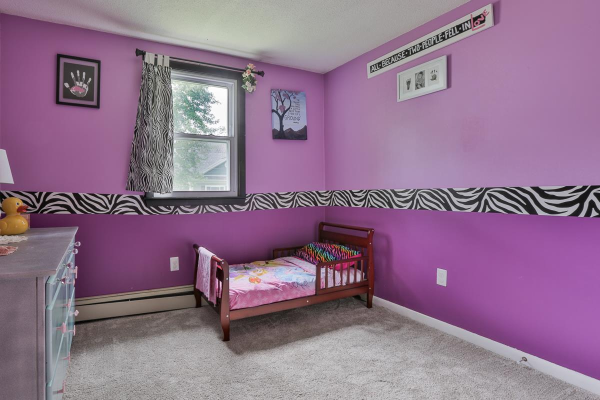 70 Pine Island Road Manchester, NH 03103 - Photo 11 of 15