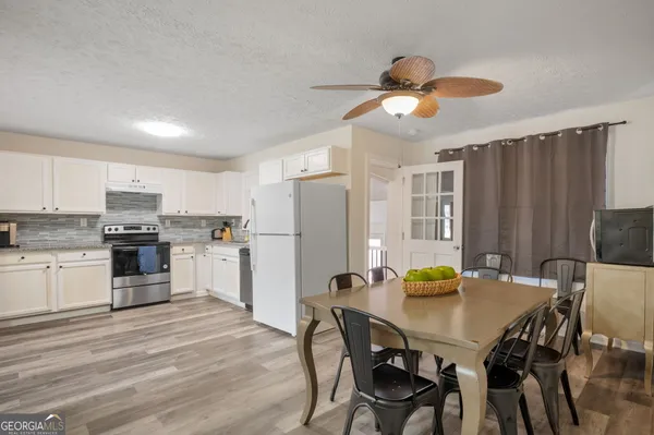 $3,200 | 1954 Woodbine Terrace Northeast, Unit WHOLE, Atlanta, GA 30329