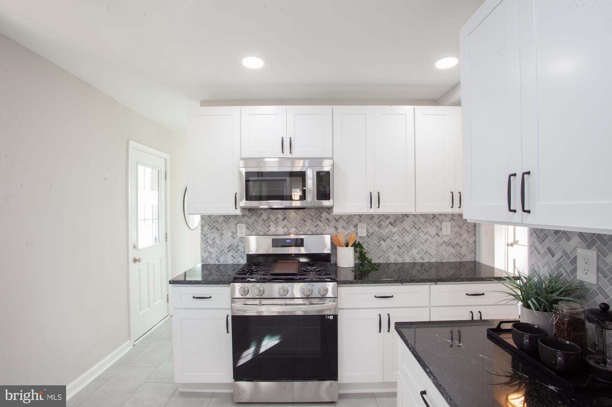2503 Ambler Road Dundalk, MD 21222 - Photo 20 of 43 kitchen