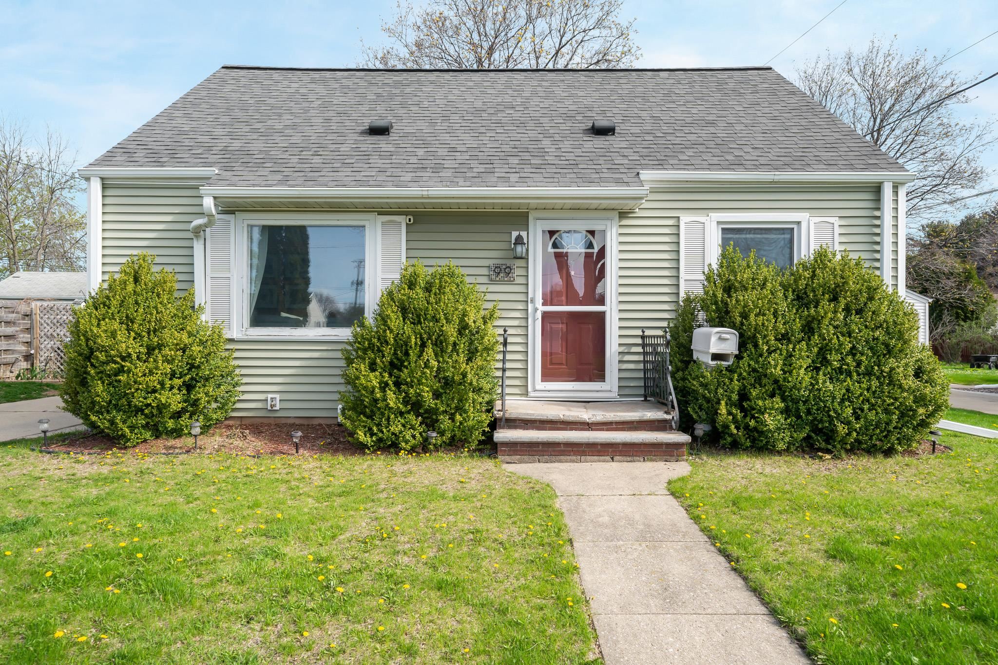 99 Foster Court Appleton, WI 54915 - Photo 1 of 1 Gallery Image 1