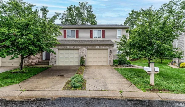 $229,000 | 627 East Bayberry Court, Bloomington, IN 47401