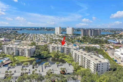 $330,000 | 1320 Pasadena Avenue South, Unit 203, South Pasadena, FL 33707