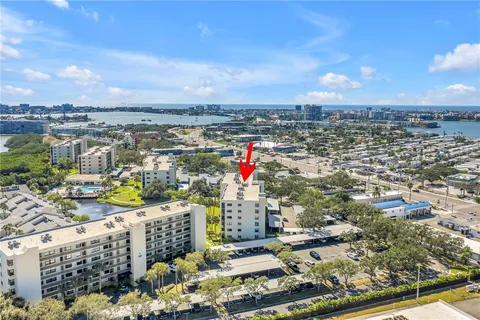 $330,000 | 1320 Pasadena Avenue South, Unit 203, South Pasadena, FL 33707