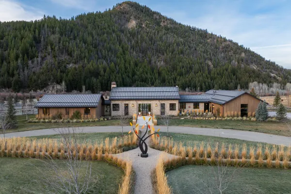 $25,000,000 | 708 East Fork Road, Blaine County, ID 83333