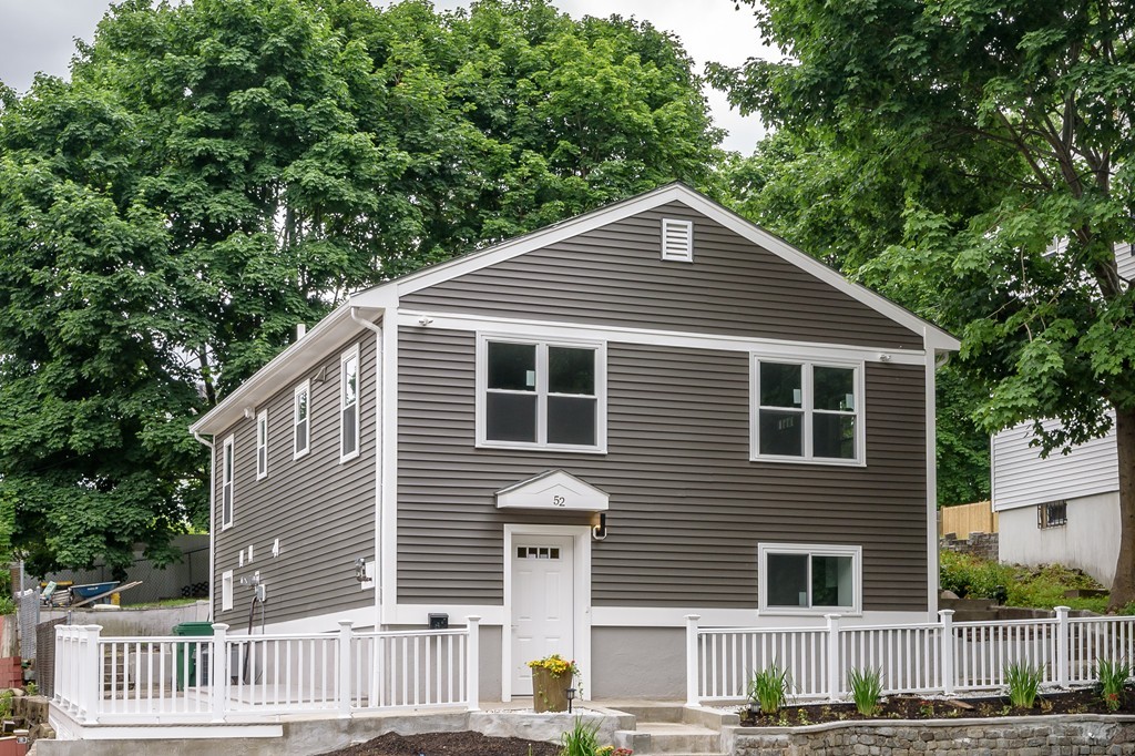 52 South Border Road Medford, MA 02155 - Photo 4 of 29 Gallery Image 4