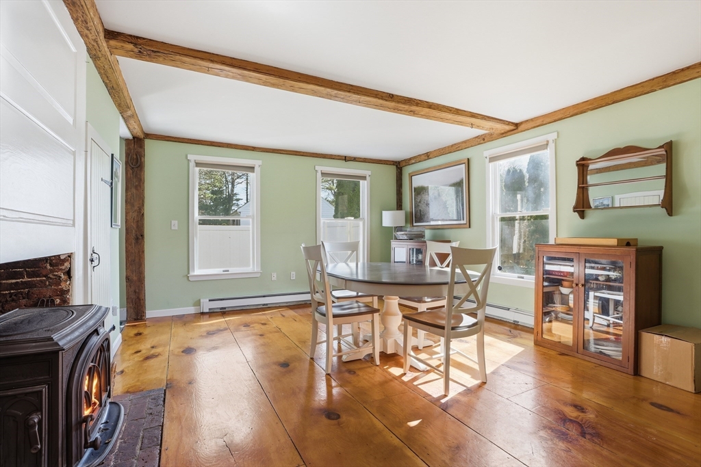 397 Concord Road Bedford, MA 01730 - Photo 8 of 41