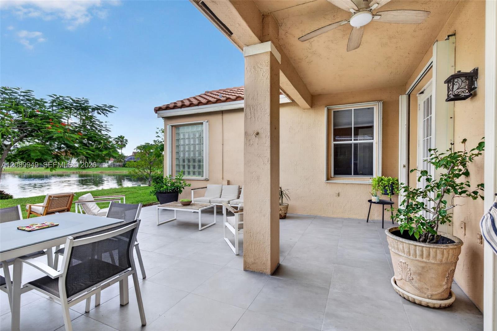 820 Falling Water Road Weston, FL 33326 - Photo 42 of 56 Gallery Image 42
