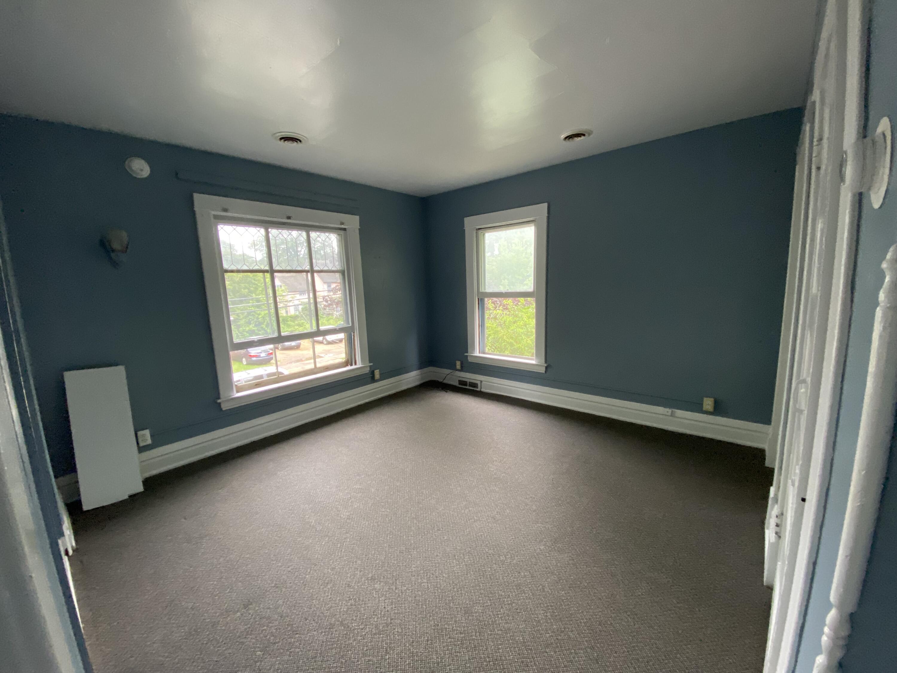 415 Davis Street Kalamazoo, MI 49007 - Photo 21 of 27 Photo Aug 07 2023, 11 03 43 AM