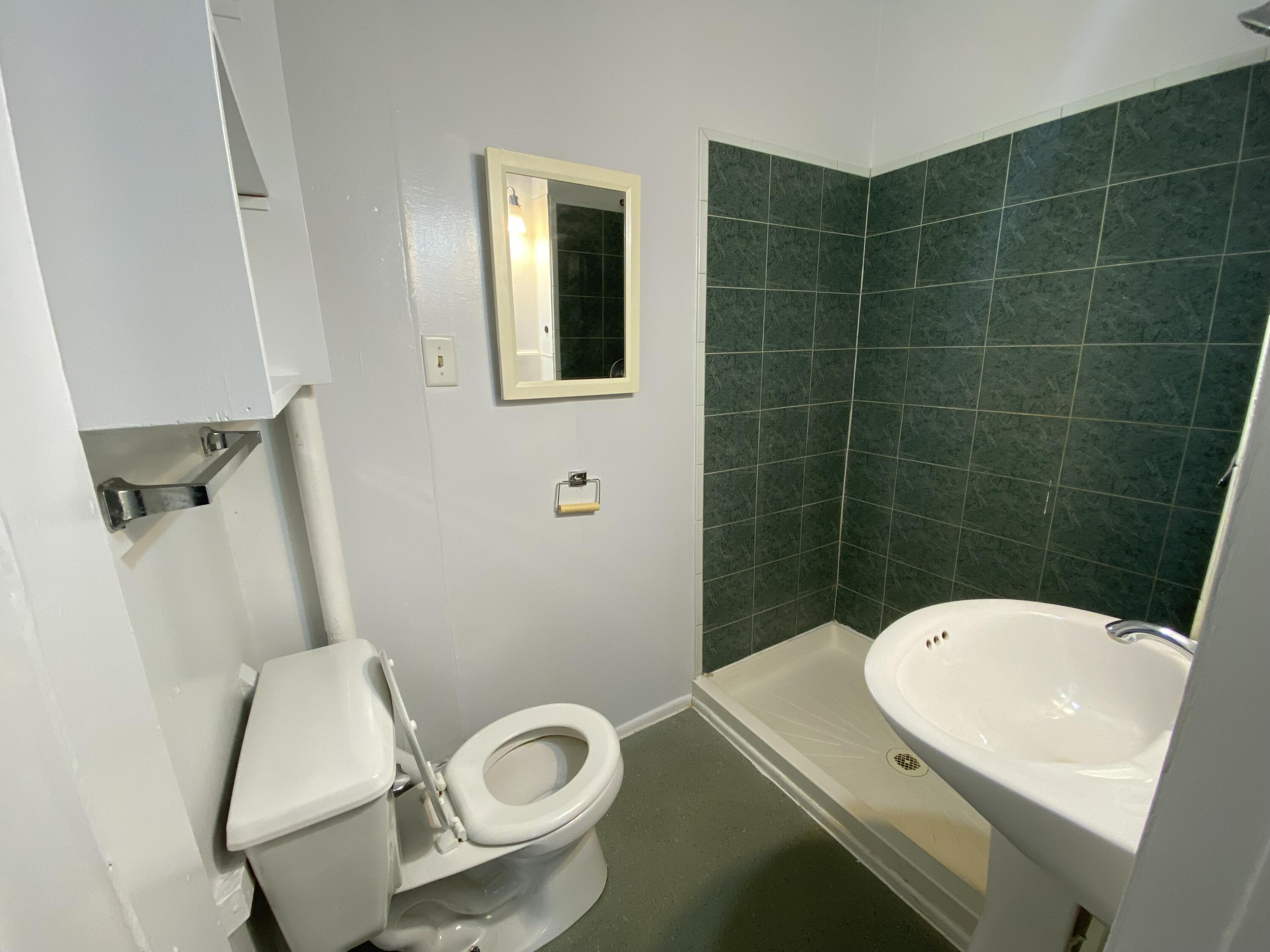 415 Davis Street Kalamazoo, MI 49007 - Photo 23 of 27 Photo Aug 07 2023, 11 04 23 AM