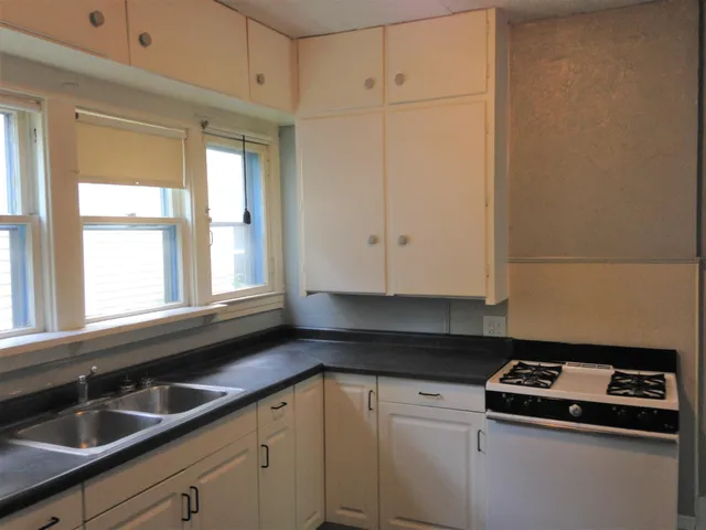 $223,000 | 415 Davis Street, Kalamazoo, MI 49007