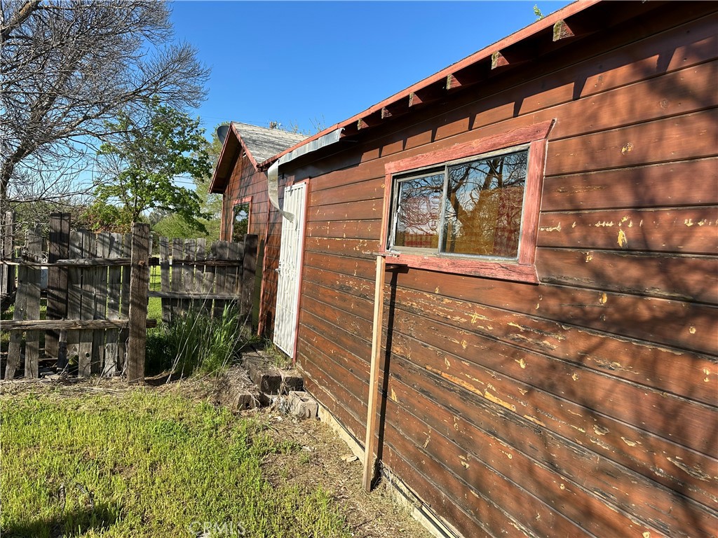 23271 Olive Avenue Gerber, CA 96035 - Photo 19 of 28