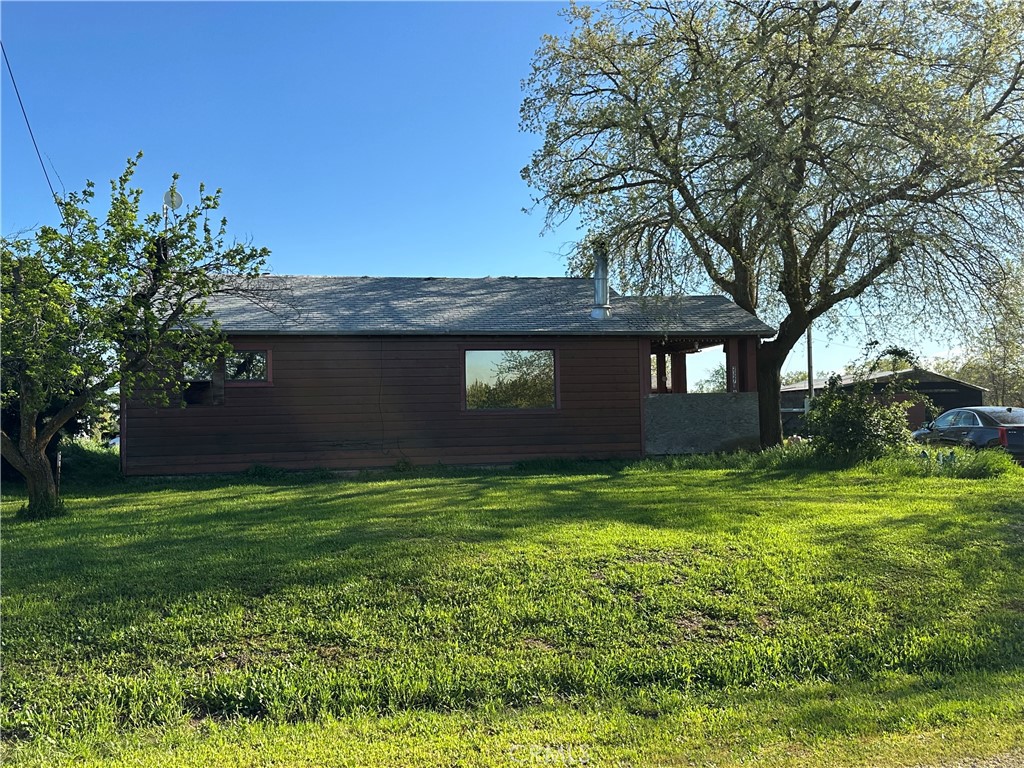 23271 Olive Avenue Gerber, CA 96035 - Photo 3 of 28