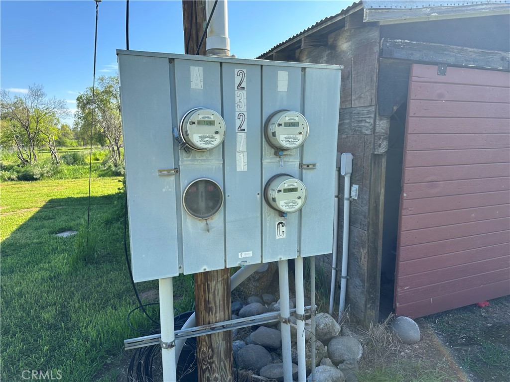 23271 Olive Avenue Gerber, CA 96035 - Photo 7 of 28