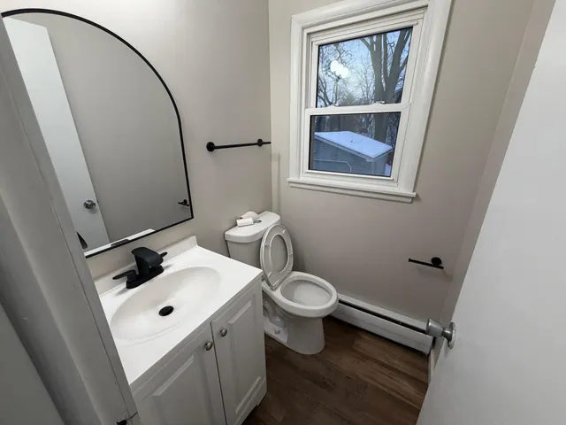 $2,150 | 212 42nd Avenue Northeast, Columbia Heights, MN 55421