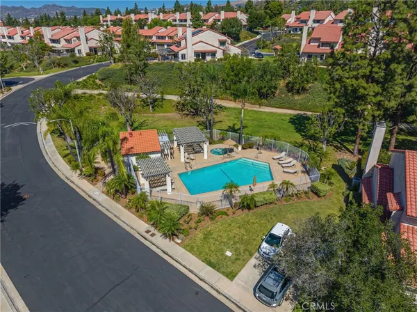 $780,000 | 19210 Lahey Street, Unit 2, Porter Ranch, CA 91326