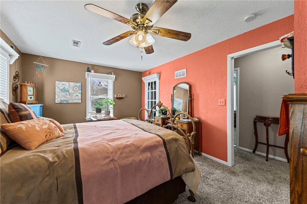 108 North Madison Street Spring Hill, KS 66083 - Photo 14 of 25