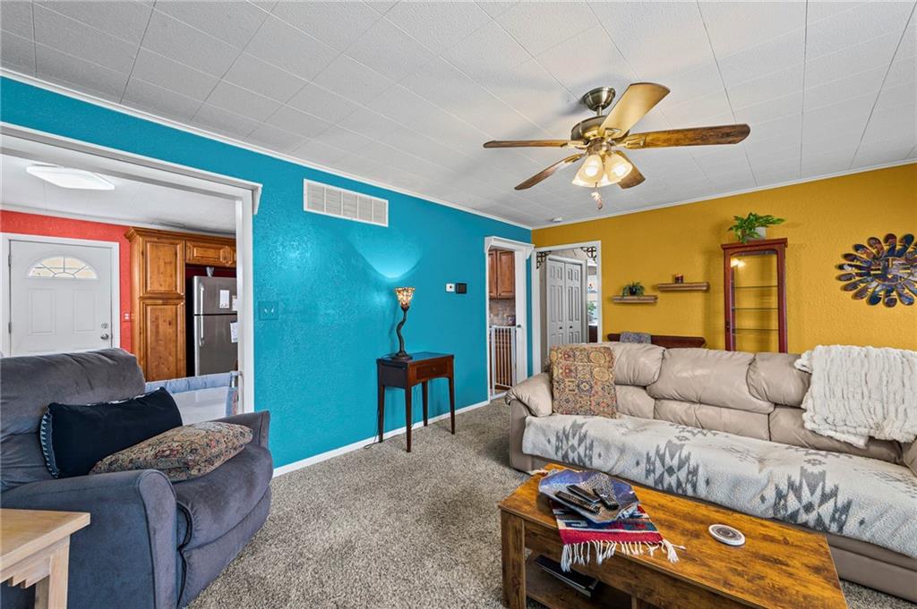 108 North Madison Street Spring Hill, KS 66083 - Photo 7 of 25