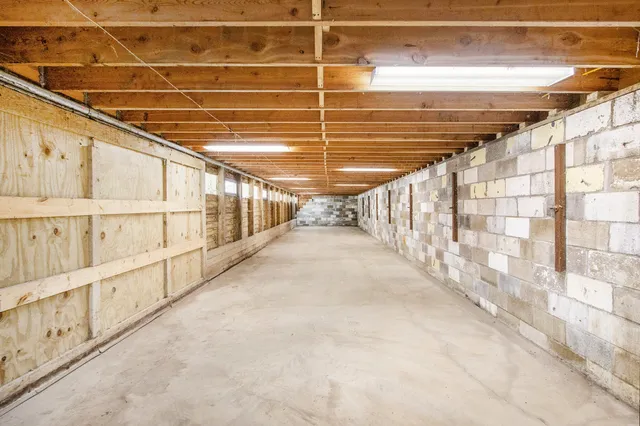 $160,000 | 3965 Mary Road, Bloomingdale, MI 49026