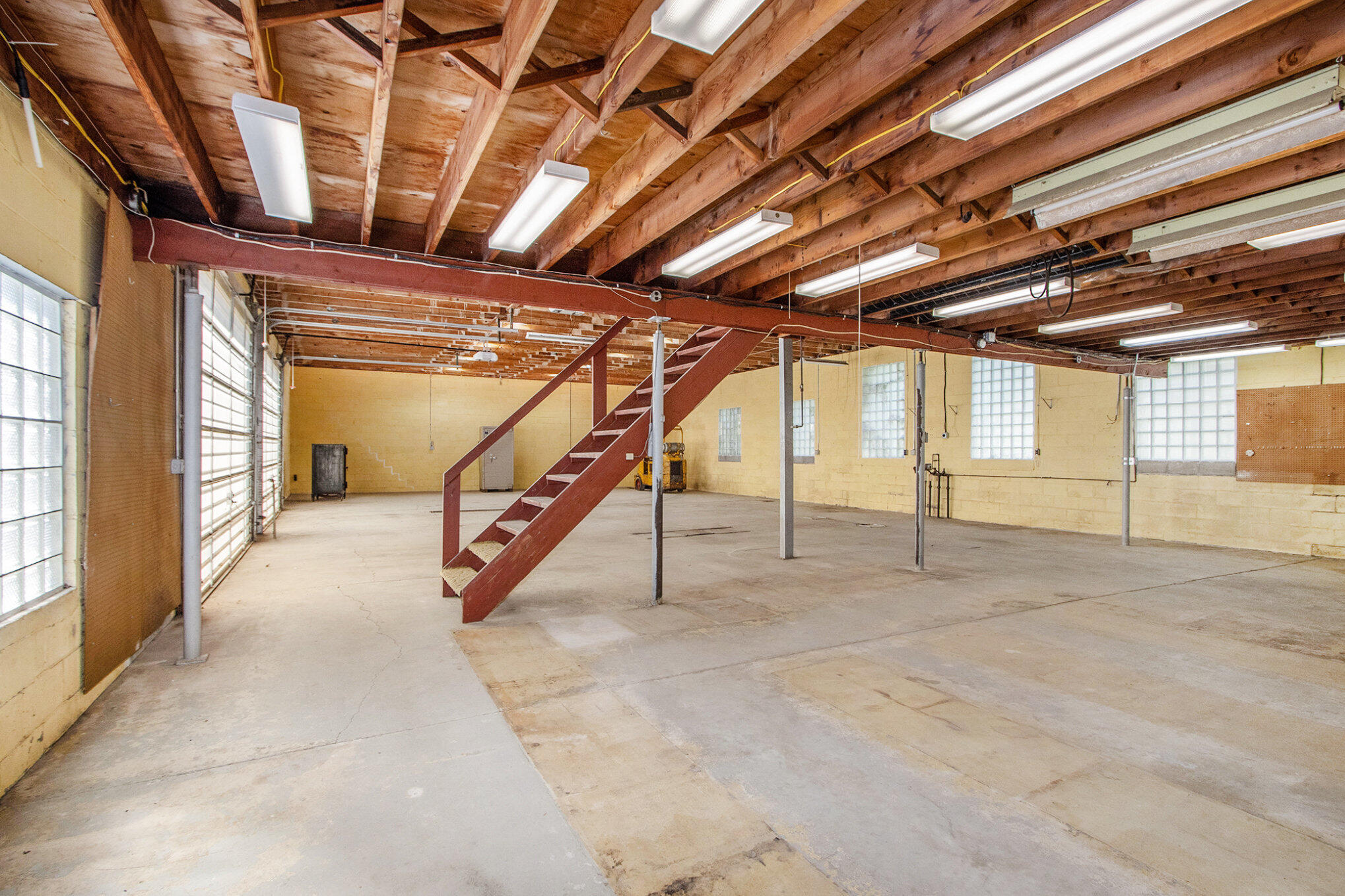 3965 Mary Road Bloomingdale, MI 49026 - Photo 4 of 23 003_3965mary_438