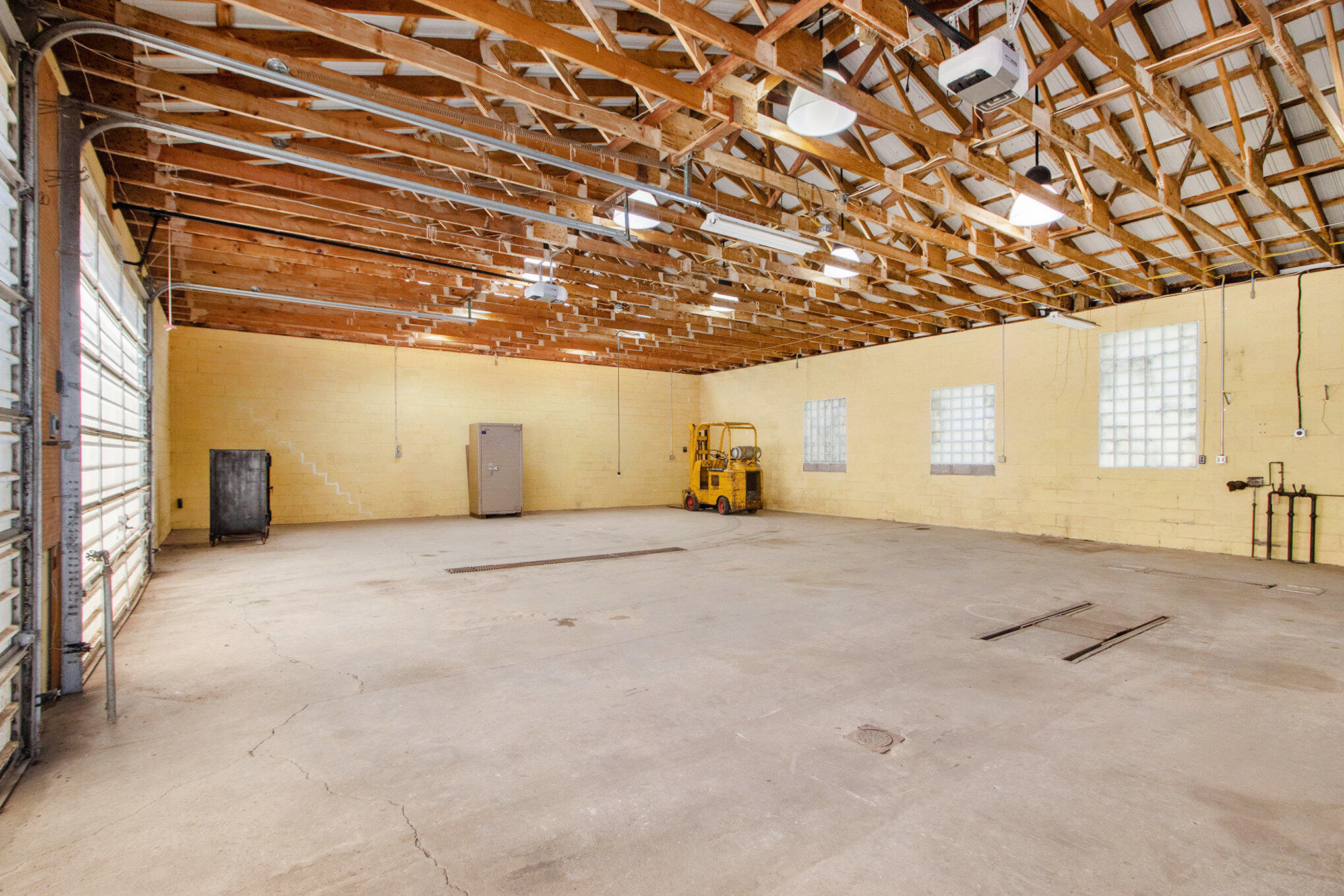 3965 Mary Road Bloomingdale, MI 49026 - Photo 7 of 23 006_3965mary_6_899