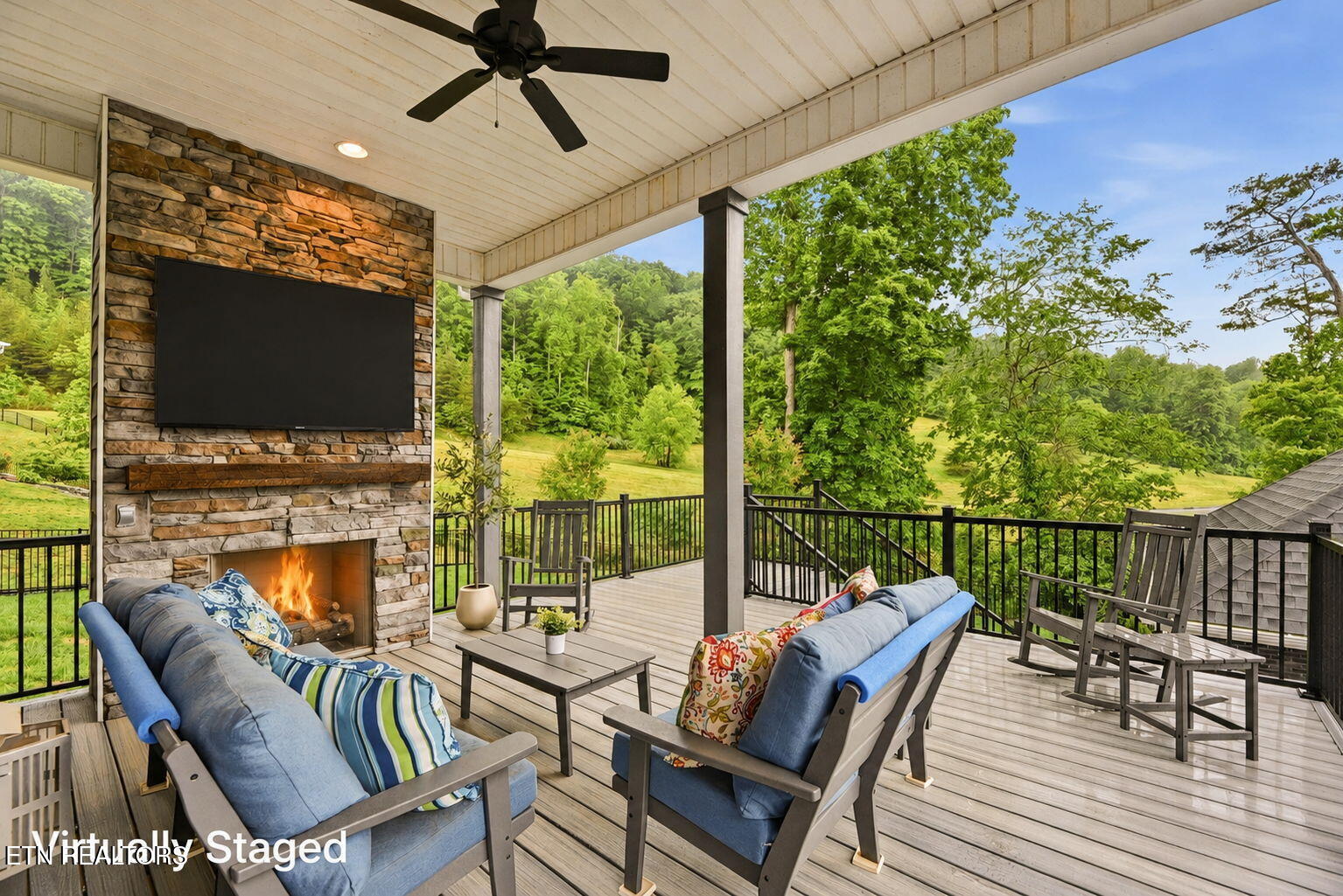 137 Black Oak Road Oak Ridge, TN 37830 - Photo 36 of 51 porch4virtual