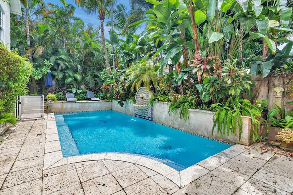 $12,450 | 710 Claremore Drive, West Palm Beach, FL 33401