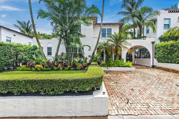 $12,450 | 710 Claremore Drive, West Palm Beach, FL 33401