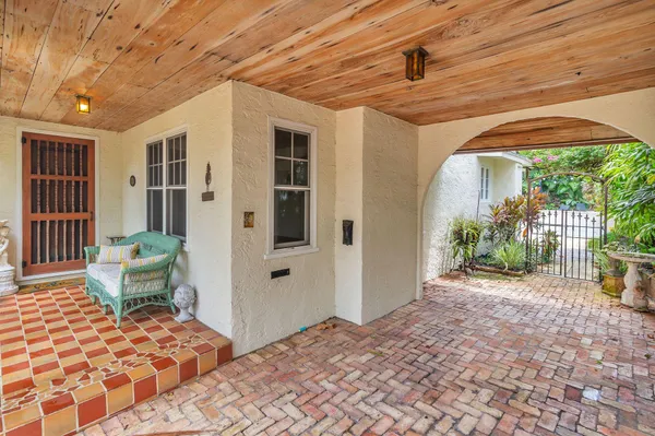 $12,450 | 710 Claremore Drive, West Palm Beach, FL 33401