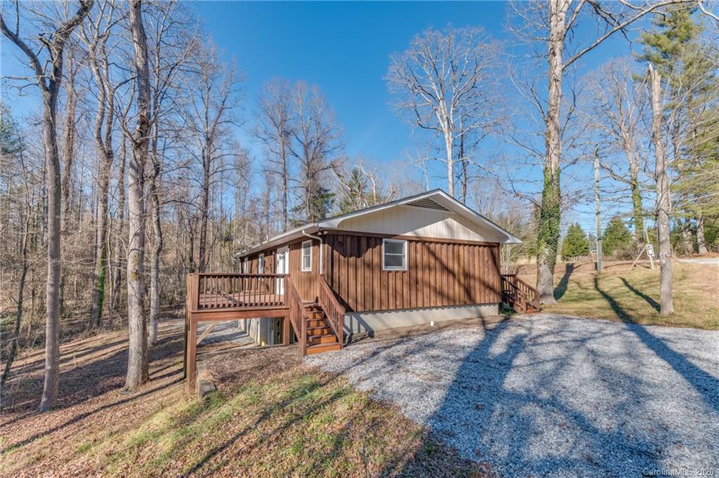 1352 Howard Gap Loop Road Flat Rock, NC 28731 - Photo 2 of 32 Gallery Image 2