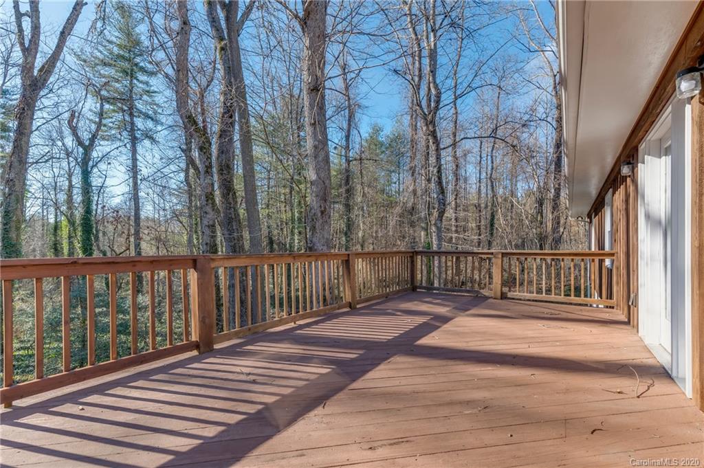 1352 Howard Gap Loop Road Flat Rock, NC 28731 - Photo 18 of 32 Gallery Image 18