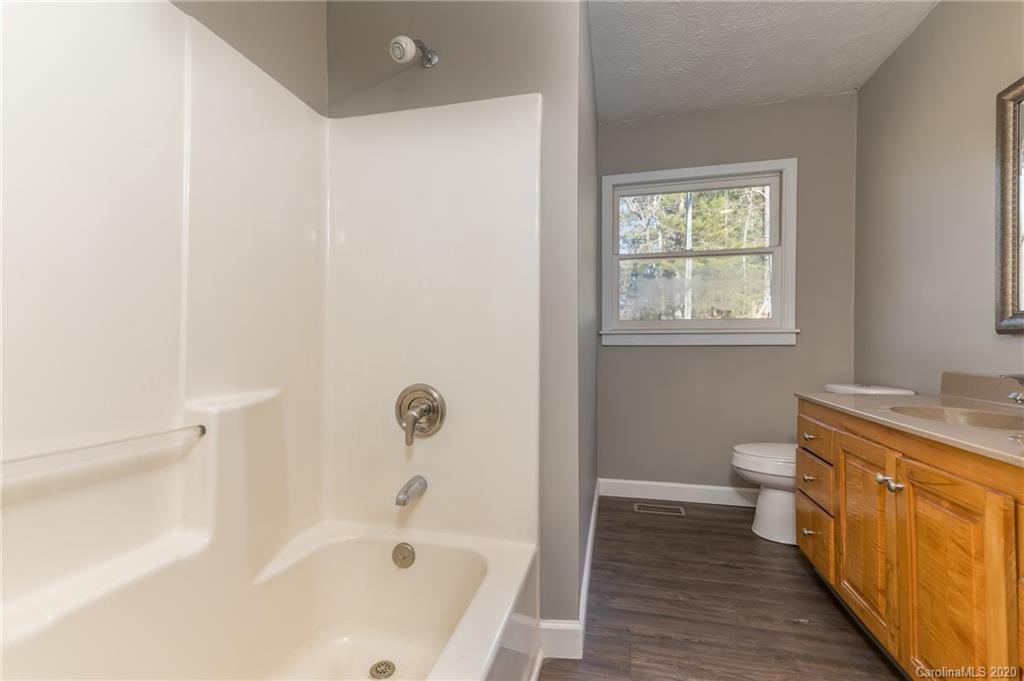 1352 Howard Gap Loop Road Flat Rock, NC 28731 - Photo 22 of 32 Gallery Image 22