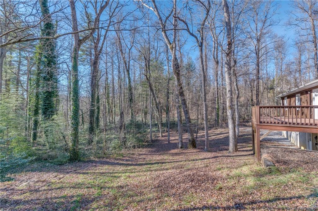 1352 Howard Gap Loop Road Flat Rock, NC 28731 - Photo 7 of 32 Gallery Image 7
