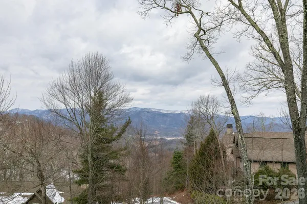$359,000 | 10 Stoney Falls Loop, Unit 4/203, Burnsville, NC 28714