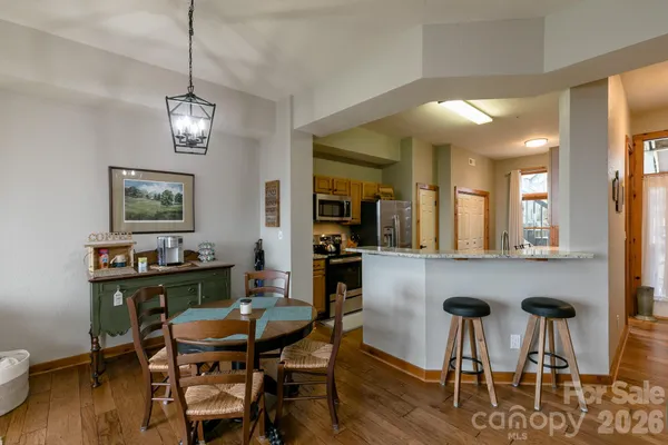 $359,000 | 10 Stoney Falls Loop, Unit 4/203, Burnsville, NC 28714