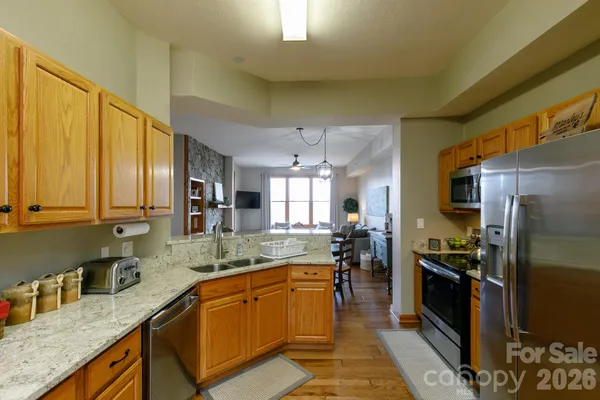 $359,000 | 10 Stoney Falls Loop, Unit 4/203, Burnsville, NC 28714