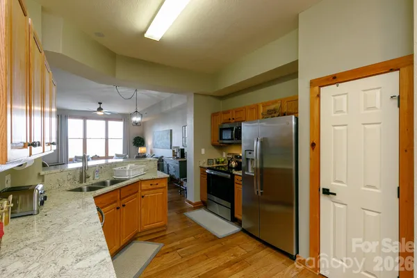 $359,000 | 10 Stoney Falls Loop, Unit 4/203, Burnsville, NC 28714