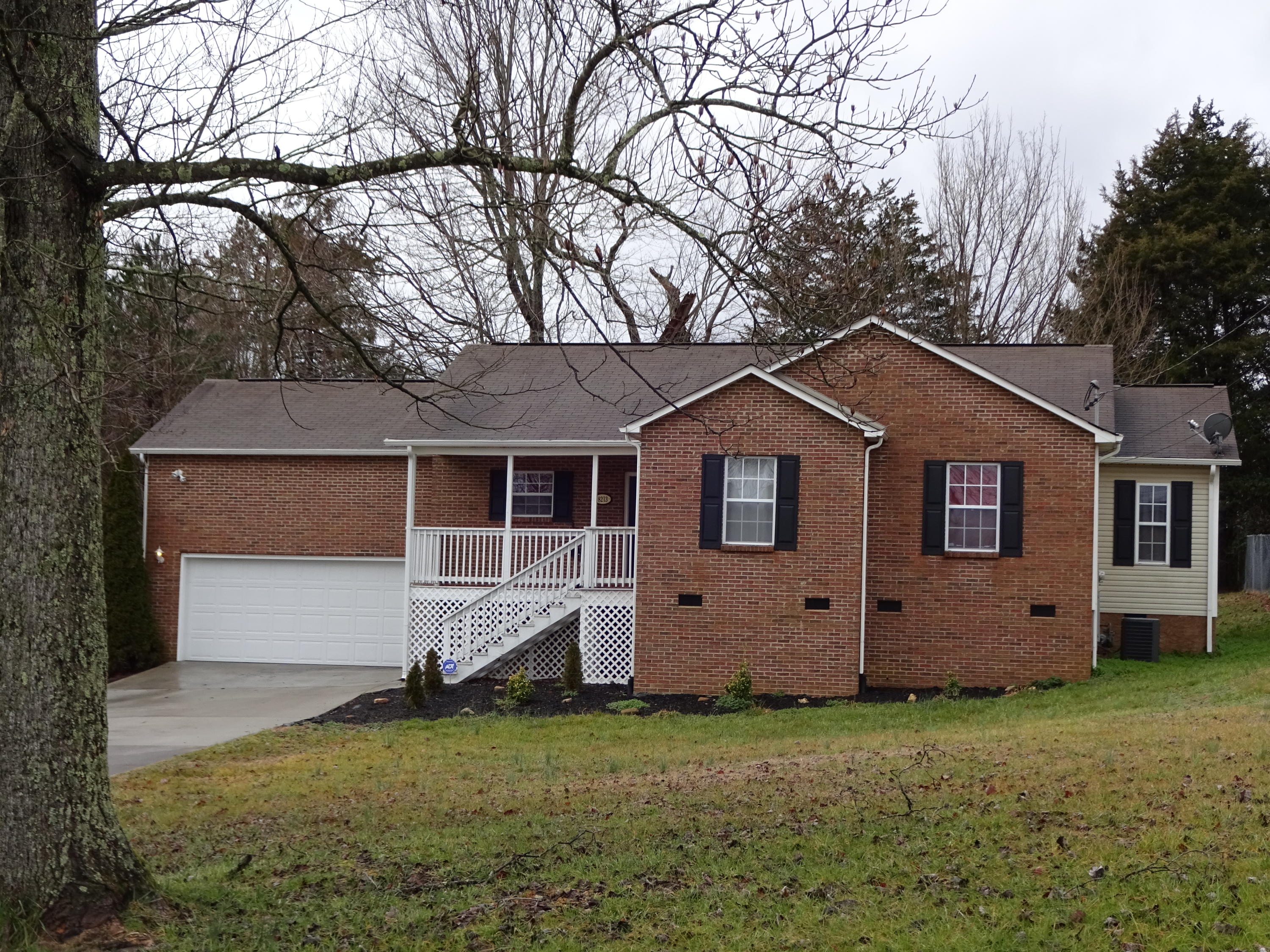 8213 Spruceland Road Powell, TN 37849 - Photo 1 of 17 DSC04195