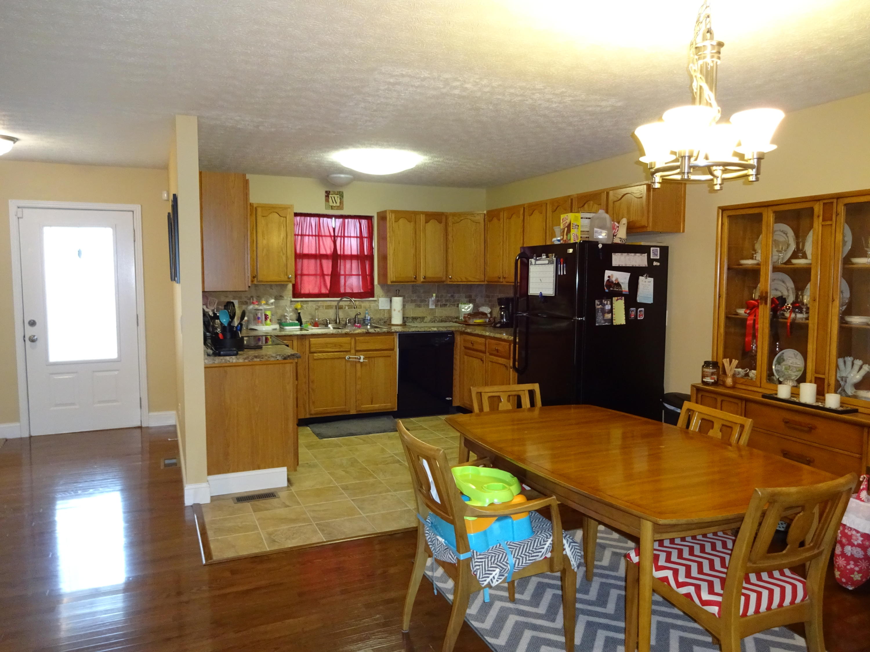 8213 Spruceland Road Powell, TN 37849 - Photo 6 of 17 DSC04211