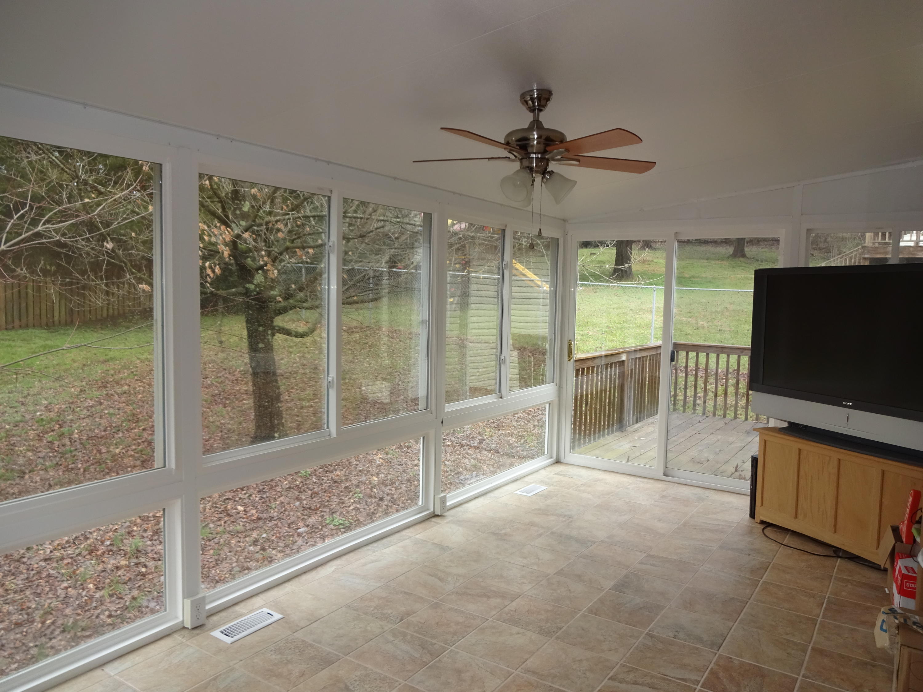 8213 Spruceland Road Powell, TN 37849 - Photo 8 of 17 DSC04200