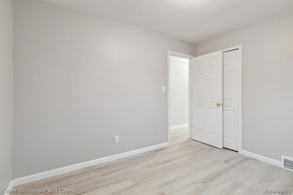 11217 Erdmann Road Sterling Heights, MI 48314 - Photo 20 of 31