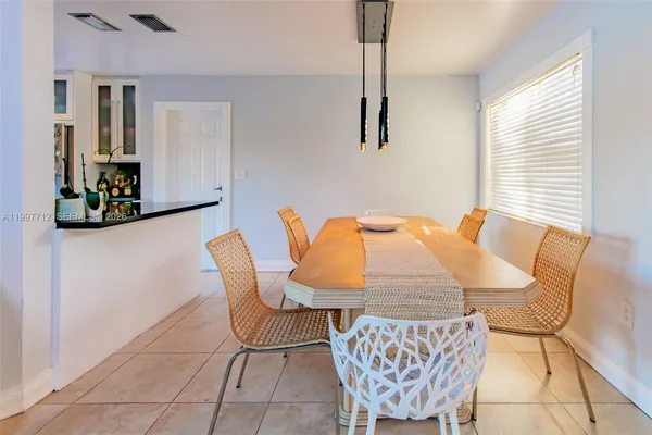 $3,900 | 165 Northwest 85th Court, Unit 165, Miami, FL 33126