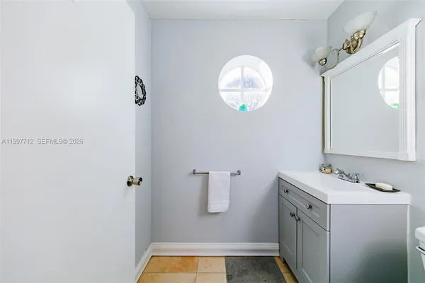 $3,900 | 165 Northwest 85th Court, Unit 165, Miami, FL 33126