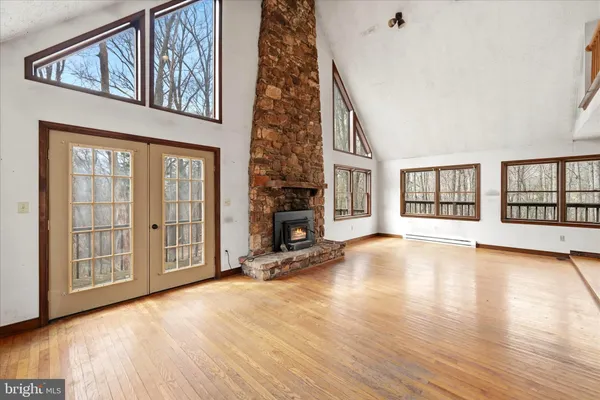 $524,900 | 128 Charmwood Lane, Winchester, VA 22602